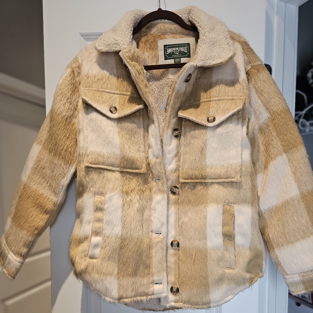 NWT AE Women's tan shacket